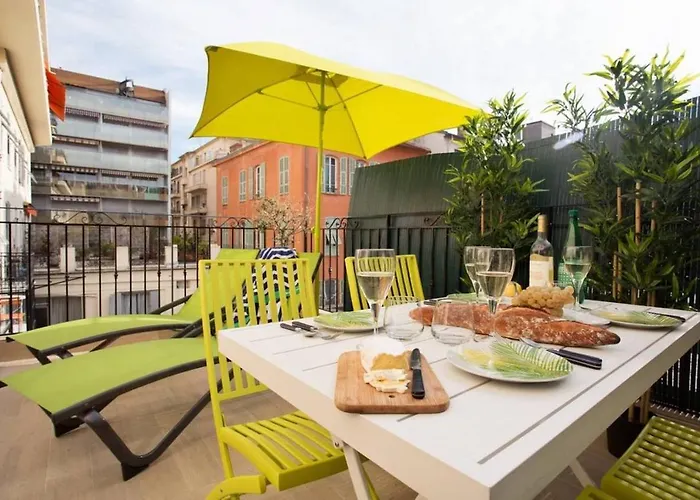 F2 Terrasse, Moderne, Hyper Centre, Clim, Ascenseur- Dubouchage